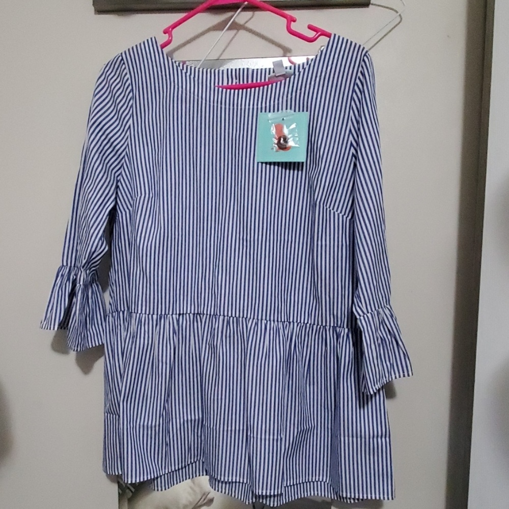 Haley and the Hound brand new top